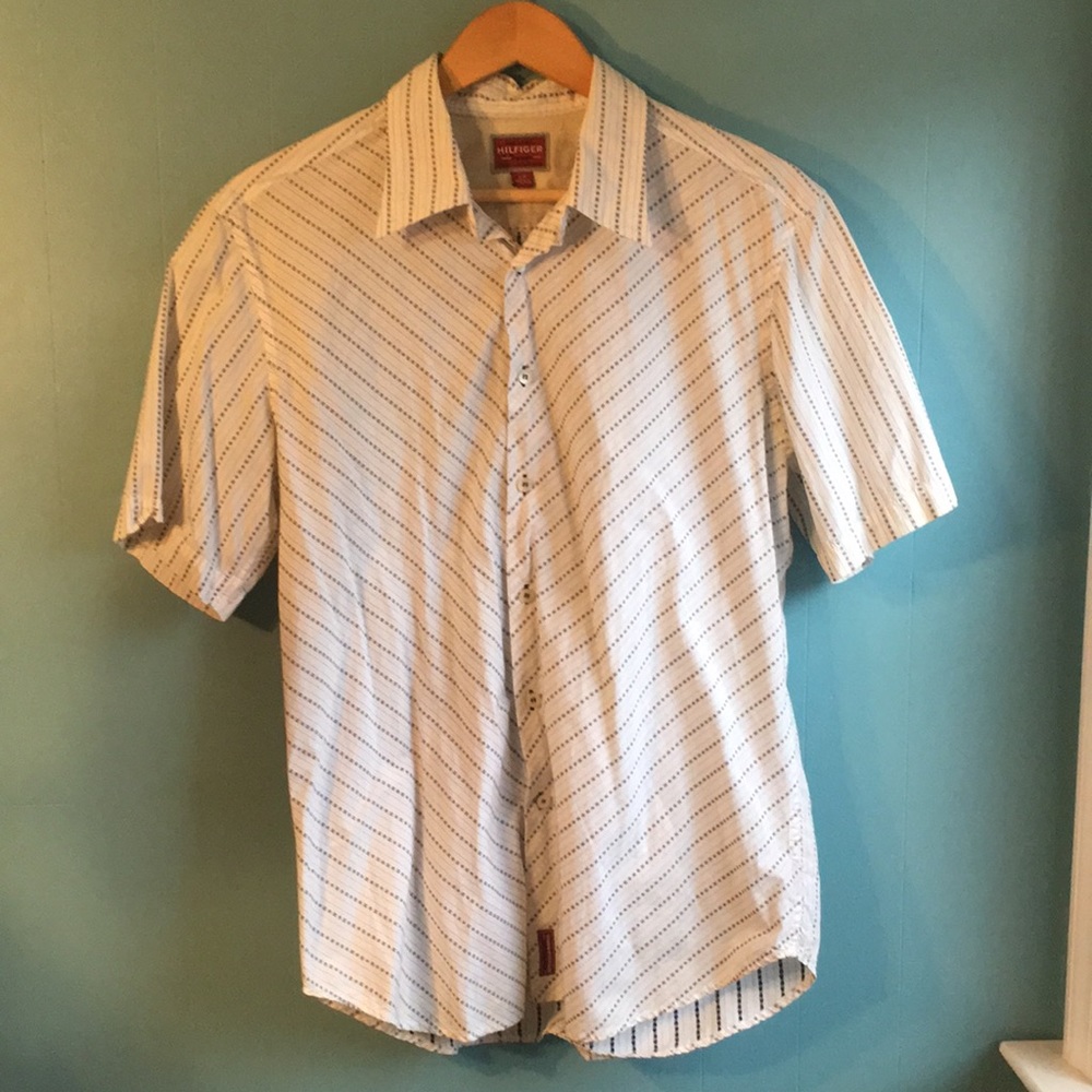 Red label button up